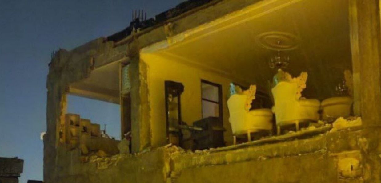 Sismo en Turquía deja 816 heridos y tres muertos