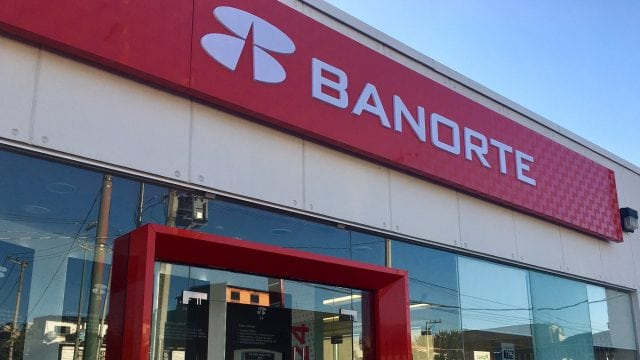 Banorte iniciará análisis para comprar Banamex