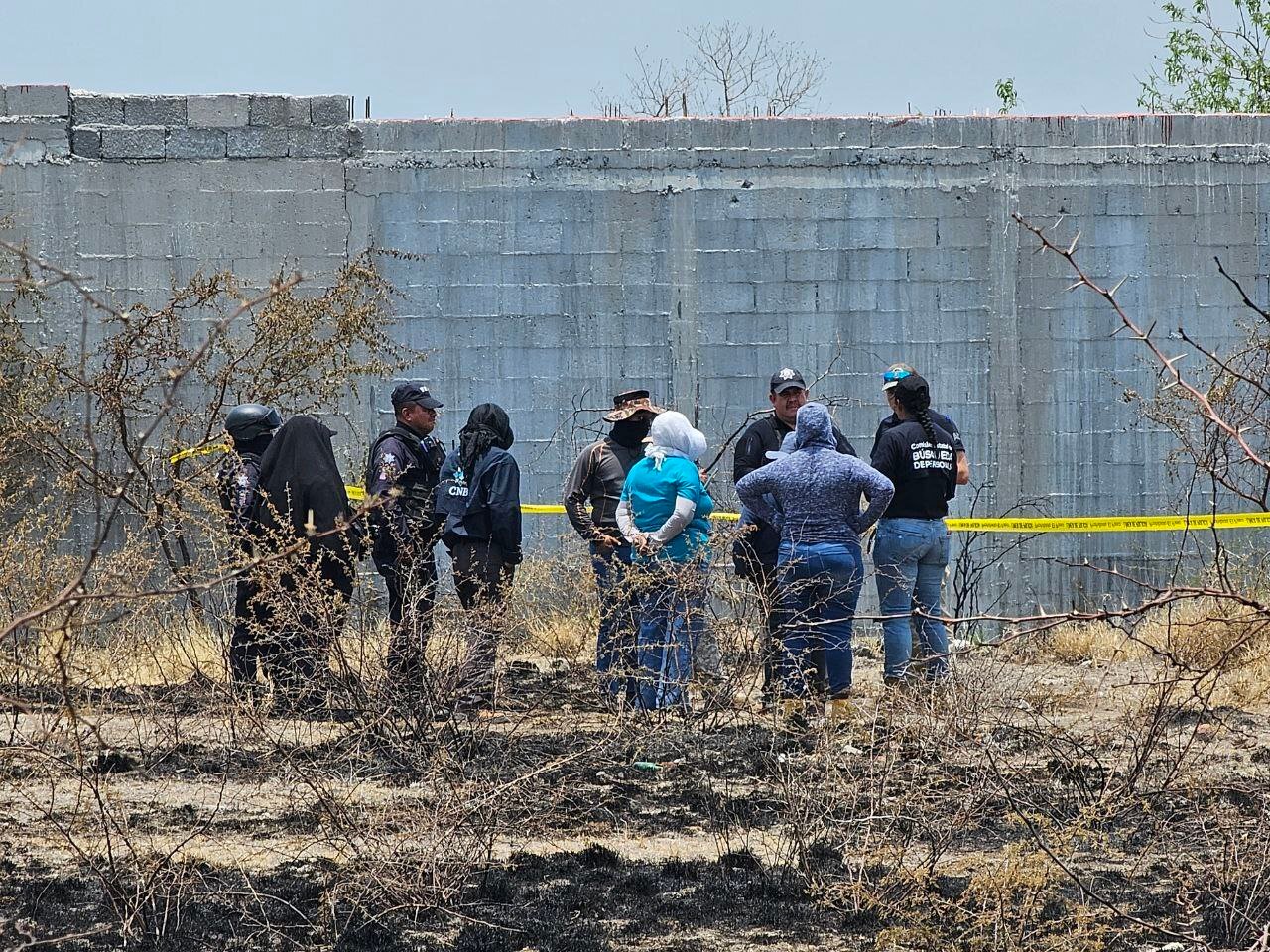 Hallan 21 cuerpos en fosa clandestina de Abasolo, Guanajuato