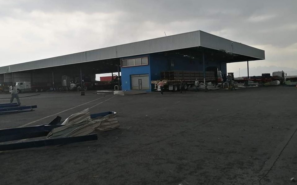 Guardia de seguridad muere por tornado en nave de Whirlpool