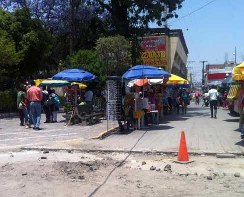 Anuncian en Texmelucan retiro de ambulantes del centro