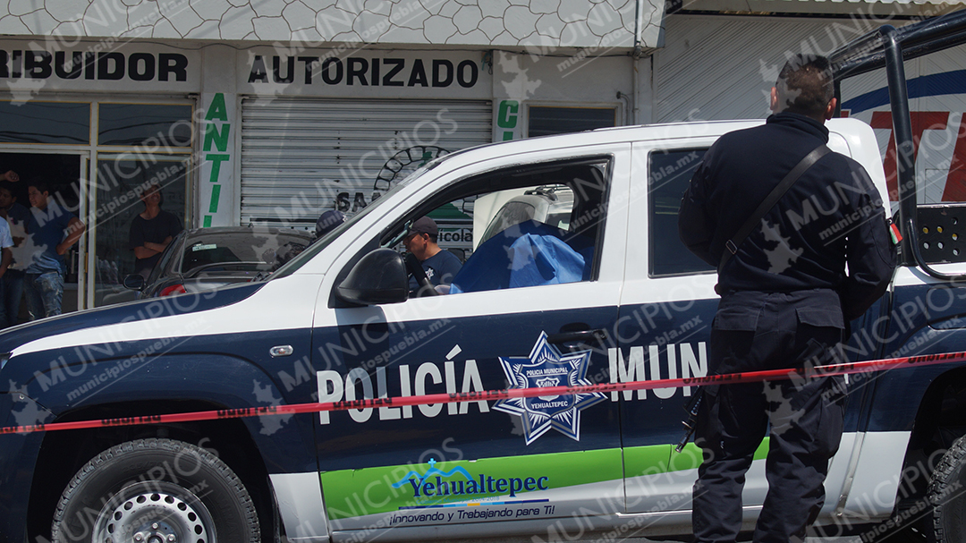 Policía mata a su compañero por accidente en Tecamachalco