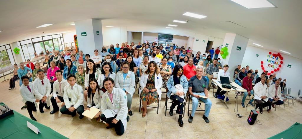 Realiza IMSS Puebla homenaje a familias de donadoras