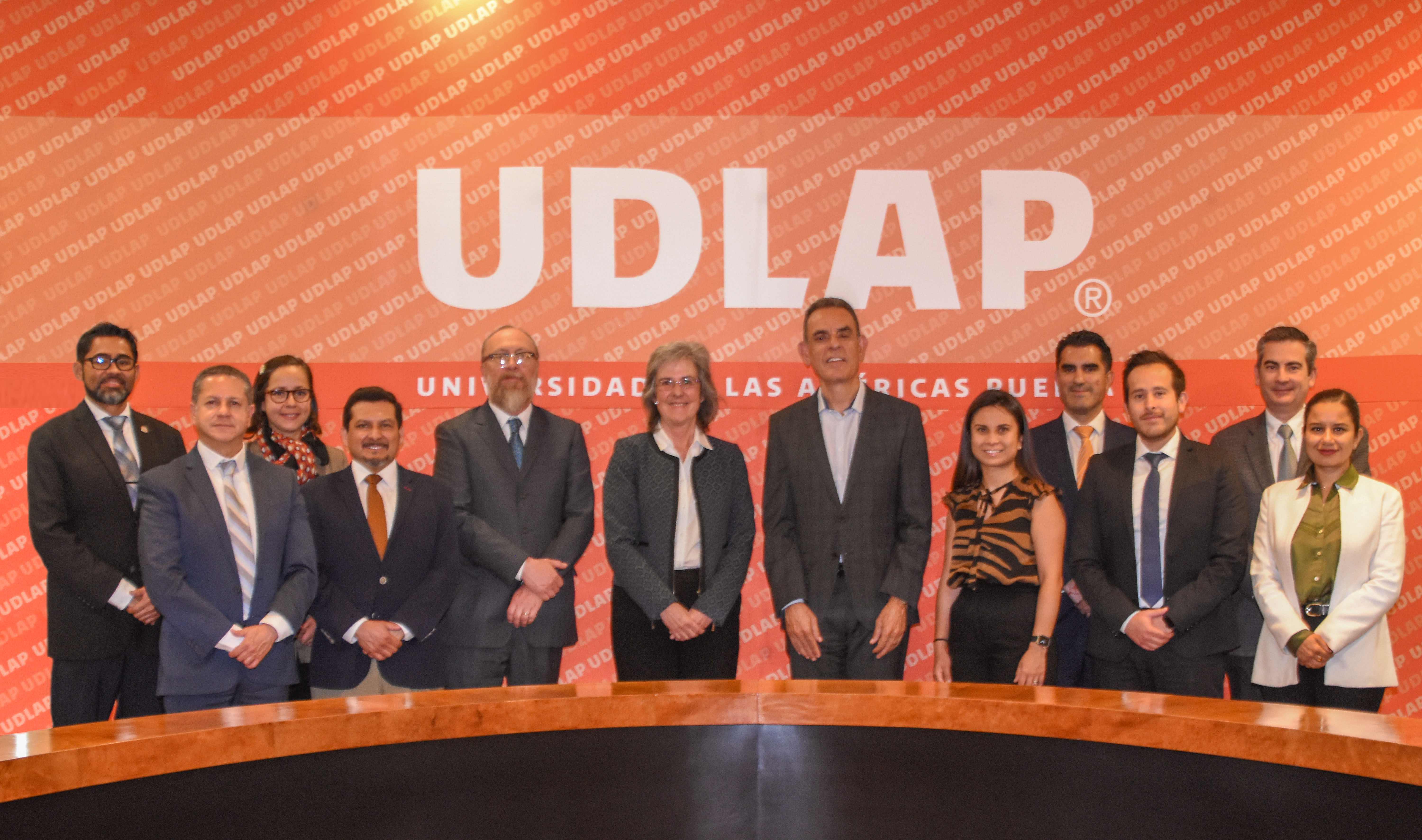 UDLAP y AUDI México signan convenio de colaboración