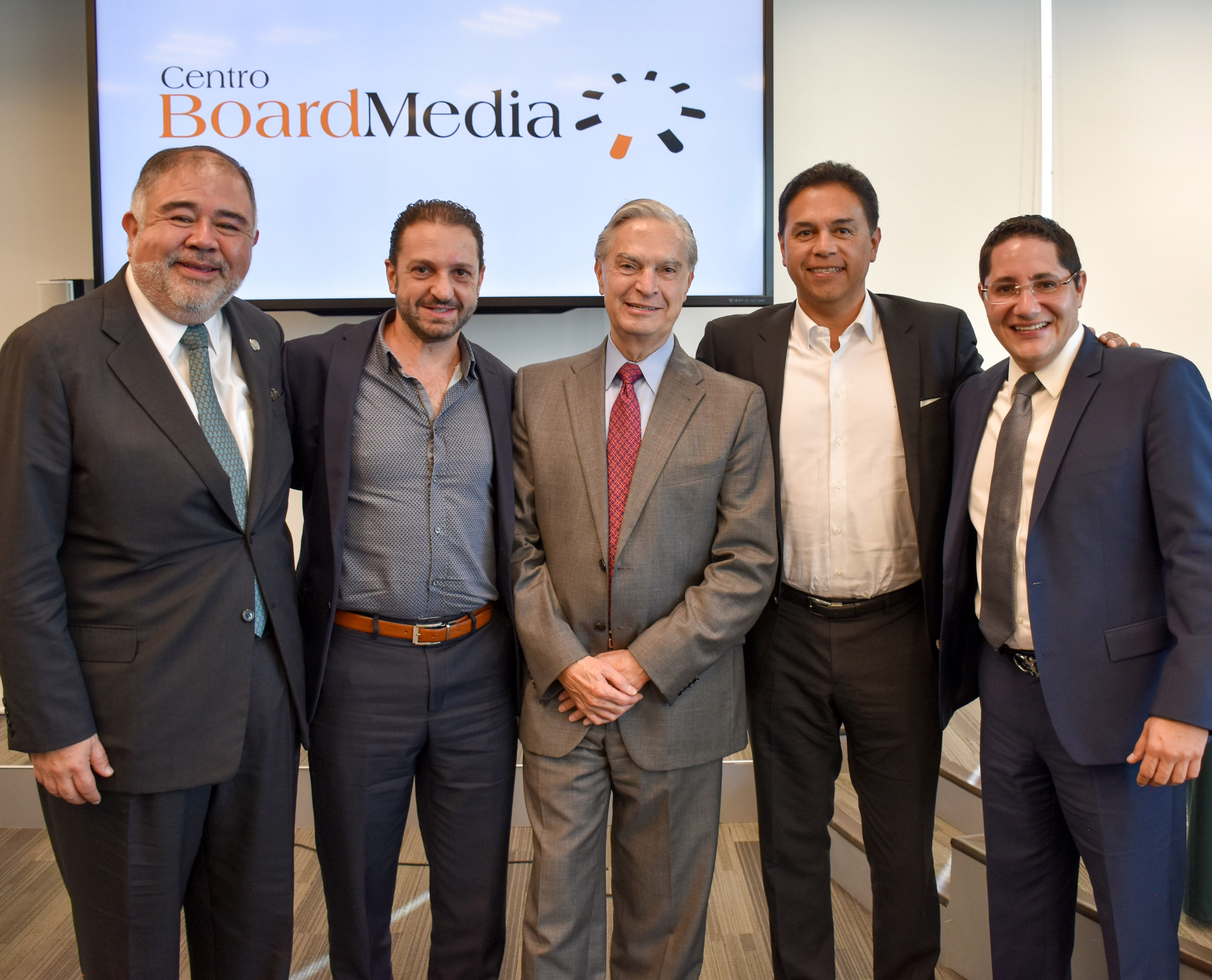 Udlap y Board Media colaboran para impulsar a la mediana empresa