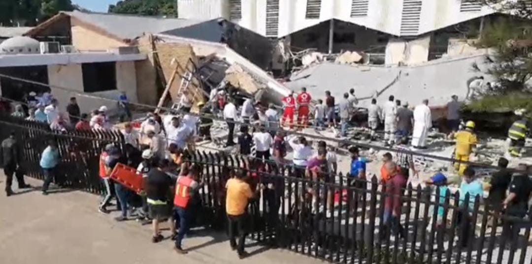 Ya son 10 muertos y 60 heridos tras desplome de techo en Ciudad Madero