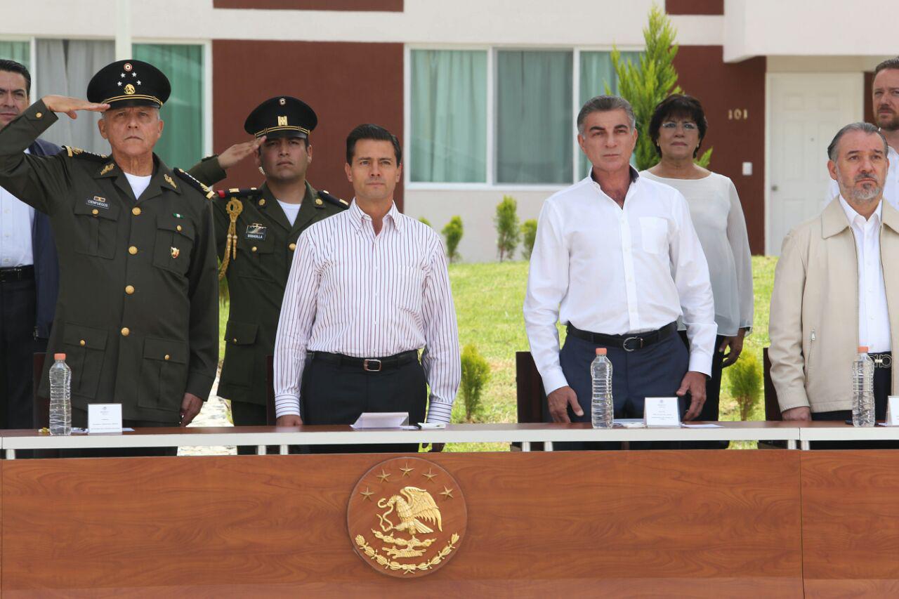 Peña Nieto reitera trabajo coordinado con el gobernador Antonio Gali