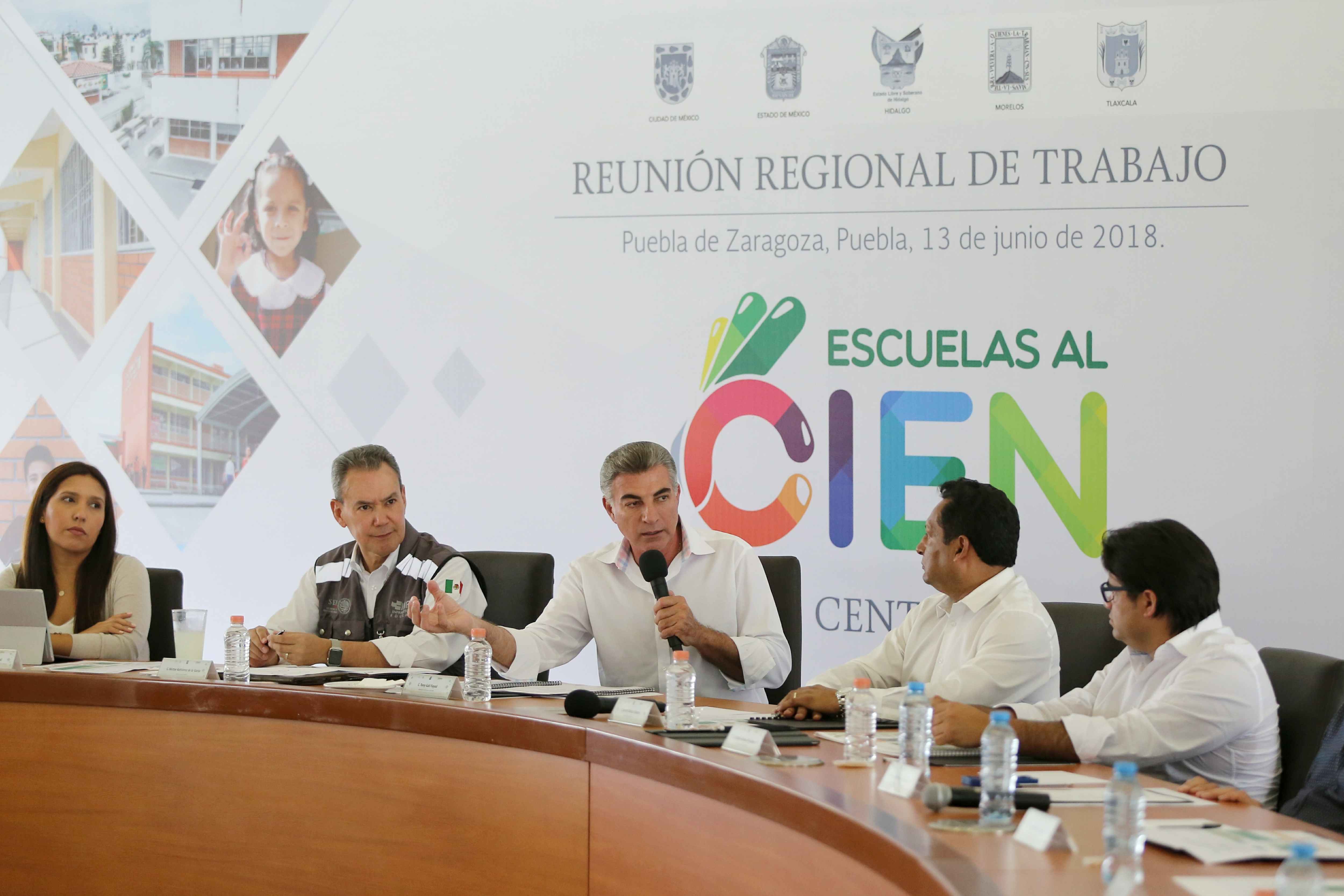 Puebla es ejemplo de eficiencia en Escuelas al CIEN: Inifed