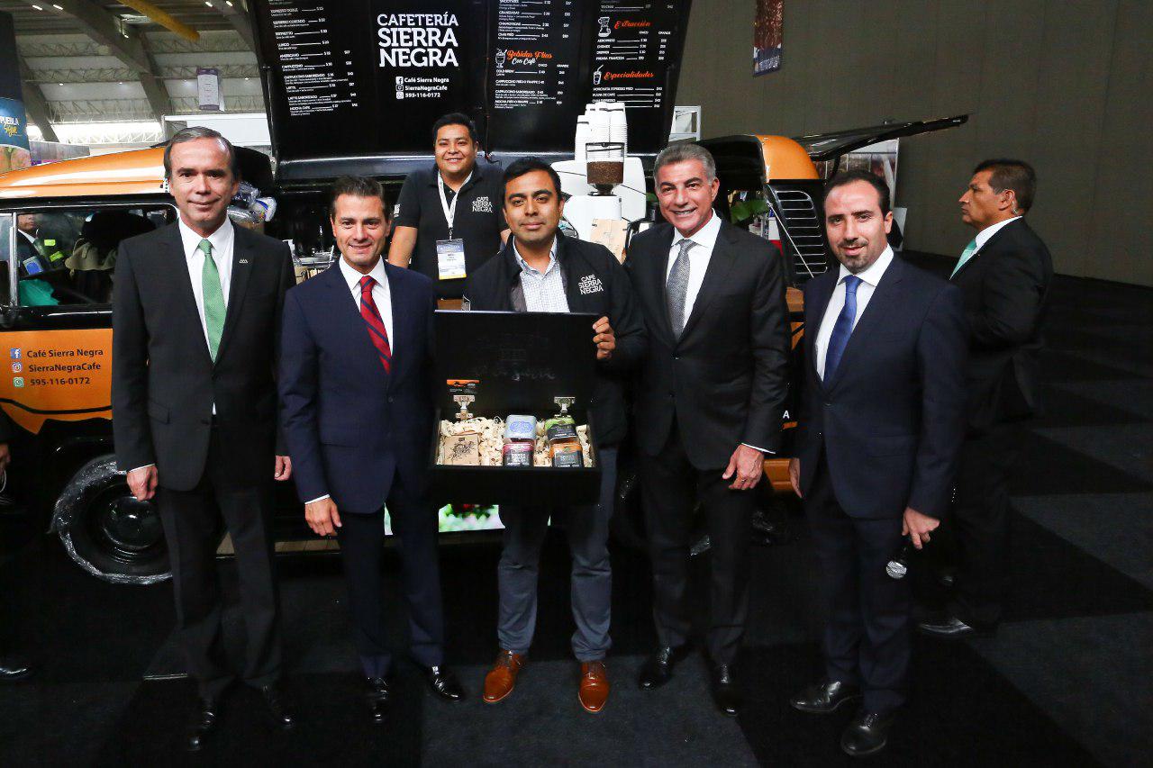 Peña Nieto y Gali inauguran el Foro Global Agroalimentario