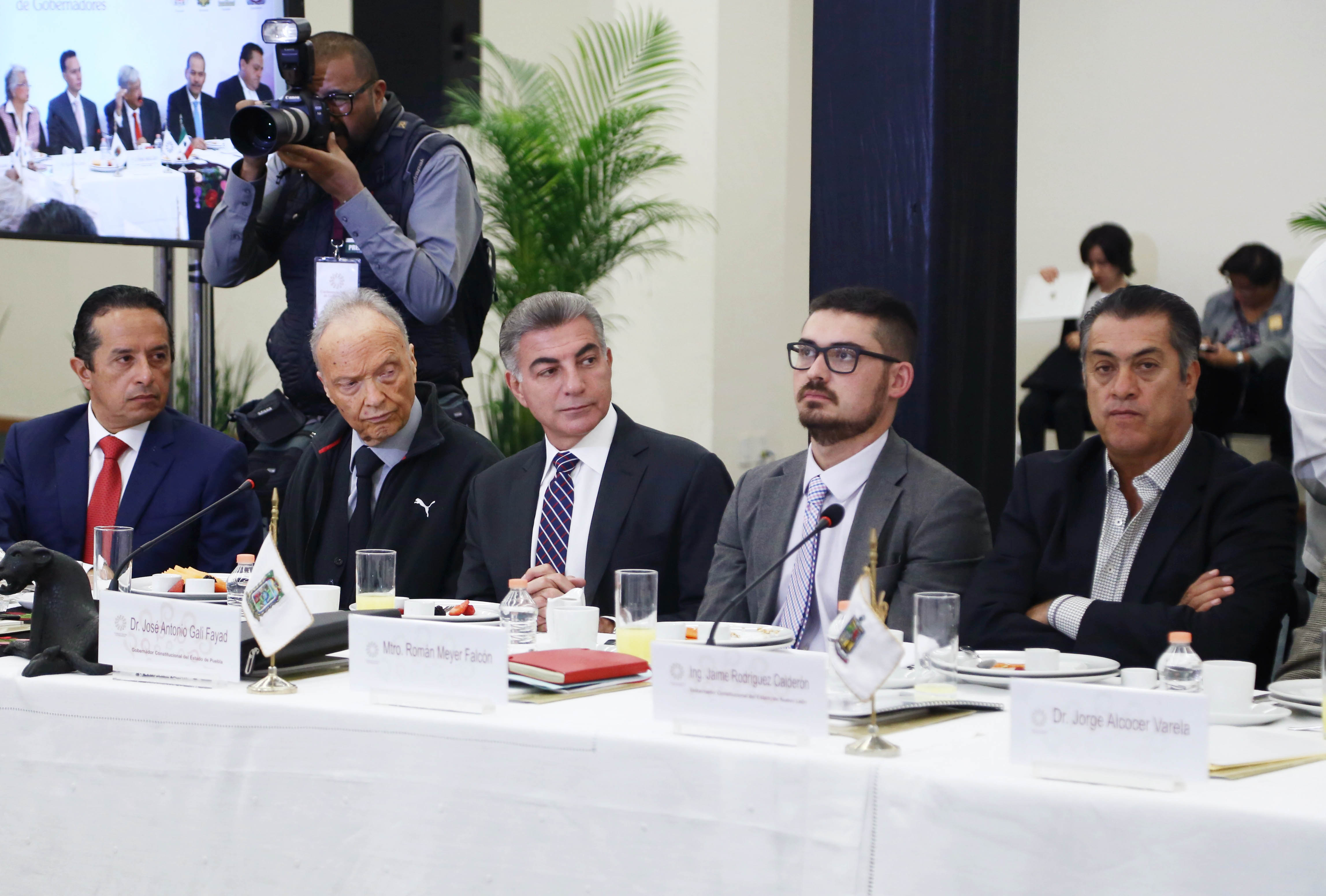 Refrenda Gali coordinación con López Obrador y su gabinete