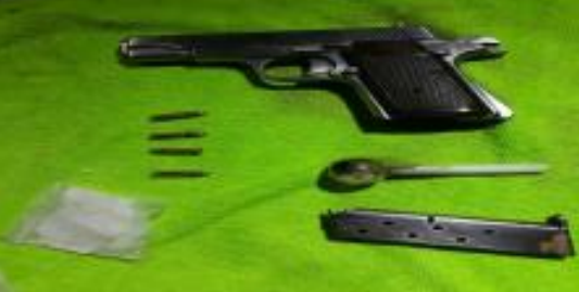 Detienen a dos personas con estupefacientes y arma en la Puebla-Tehuacán
