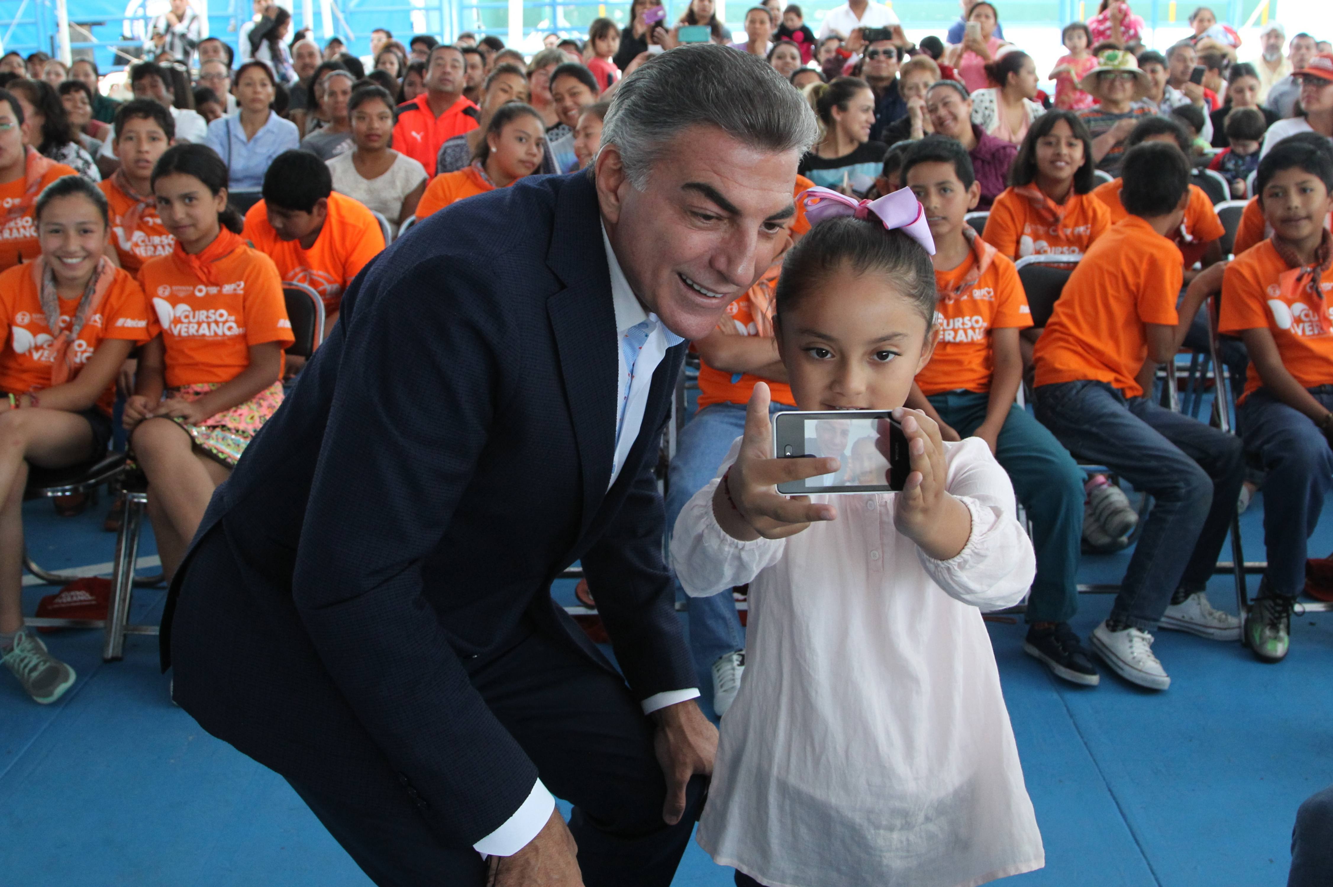 Dinorah López y Gali, comprometidos con la niñez poblana