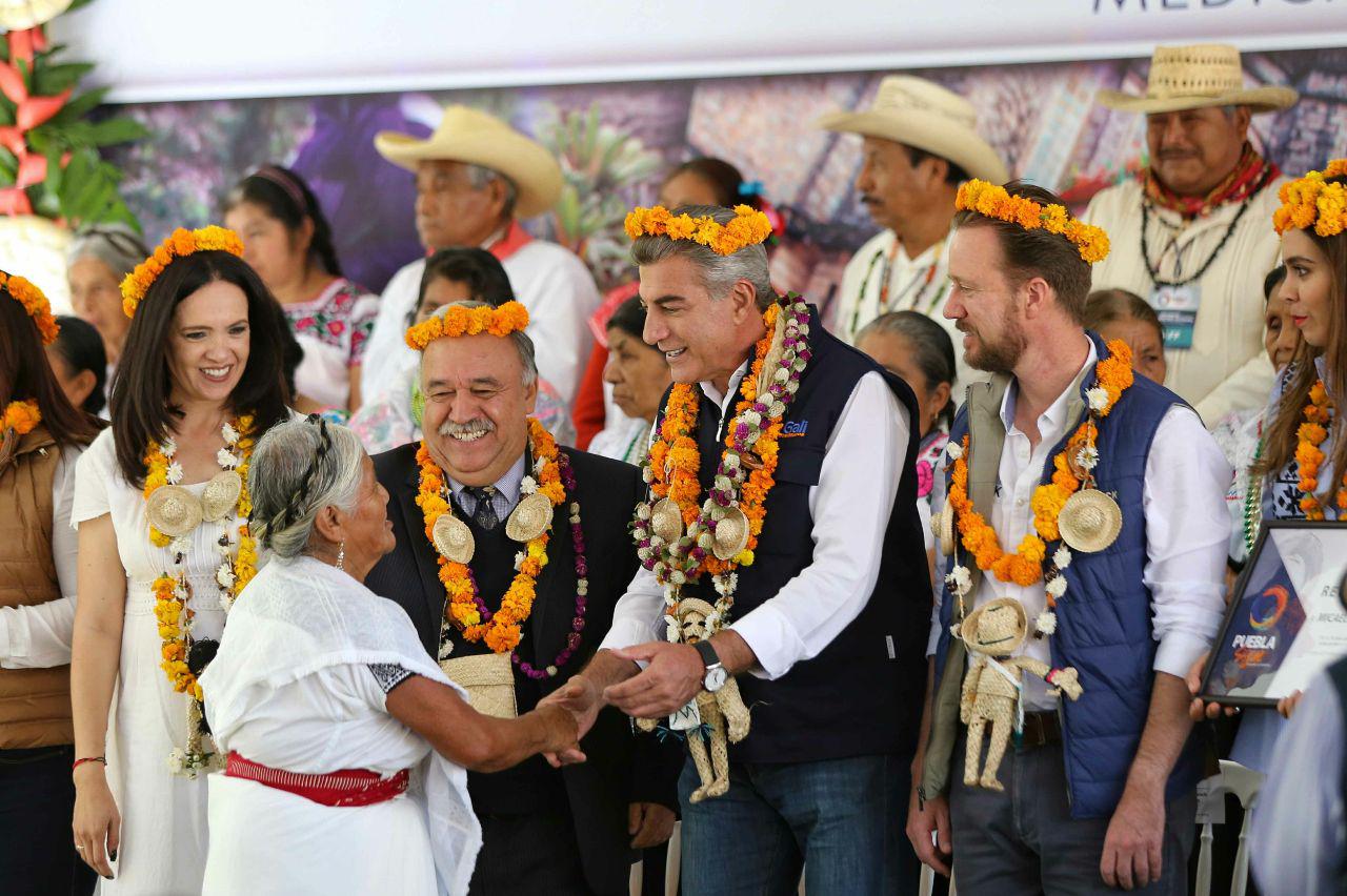 Federación reconoce a Gali por impulso a medicina tradicional