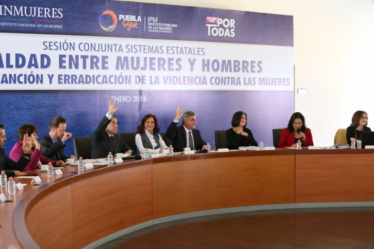 Puebla recibe certificados de Igualdad Laboral y No Discriminación