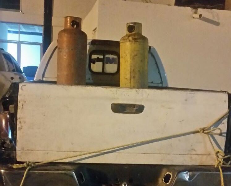 En Tehuacán esconden gasolina robada en tanques de gas LP