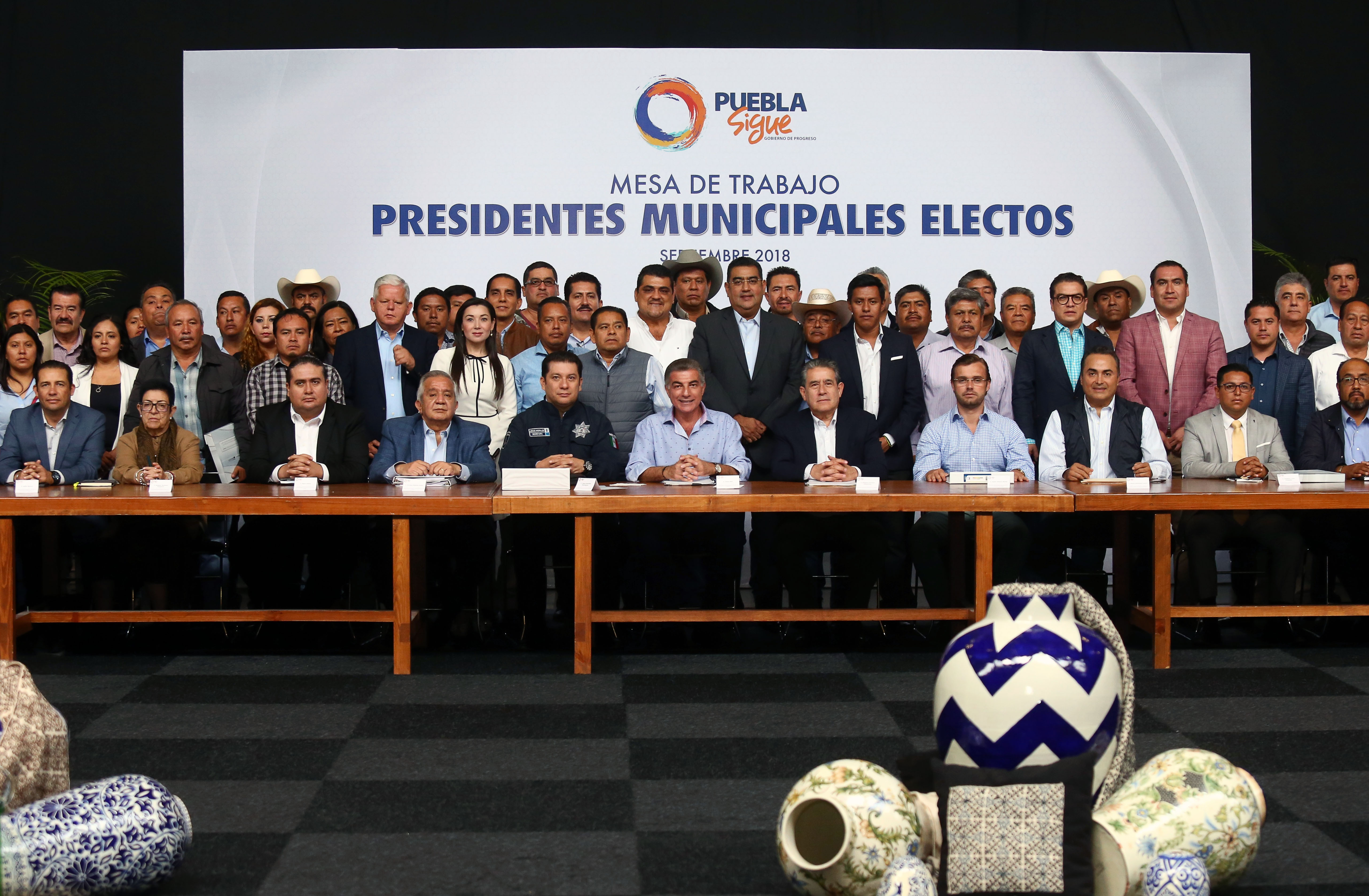 Se reúne Gali con alcaldes de coalición Por Puebla al Frente