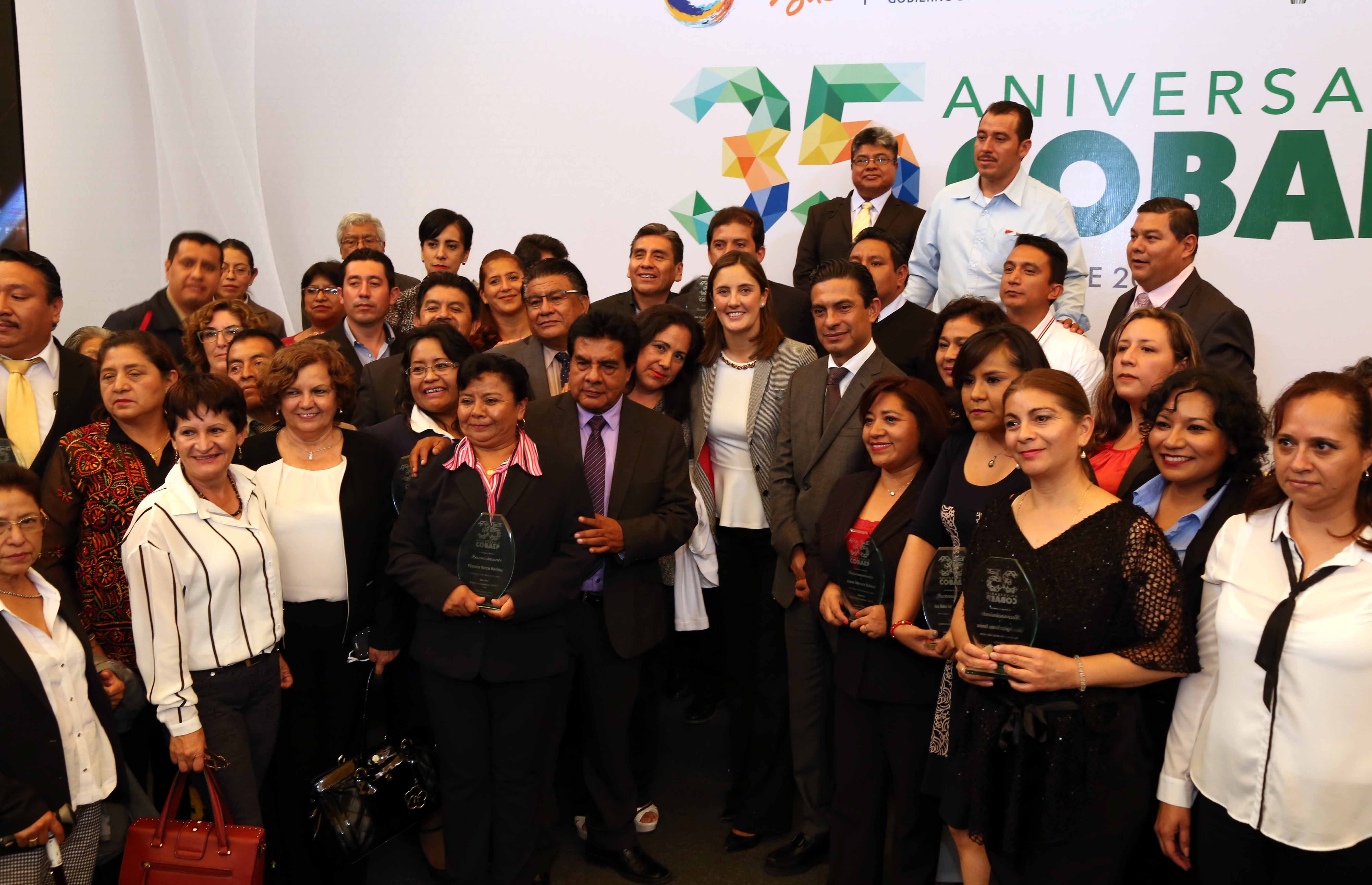 Reconocen al Colegio de Bachilleres de Puebla en su 35 aniversario
