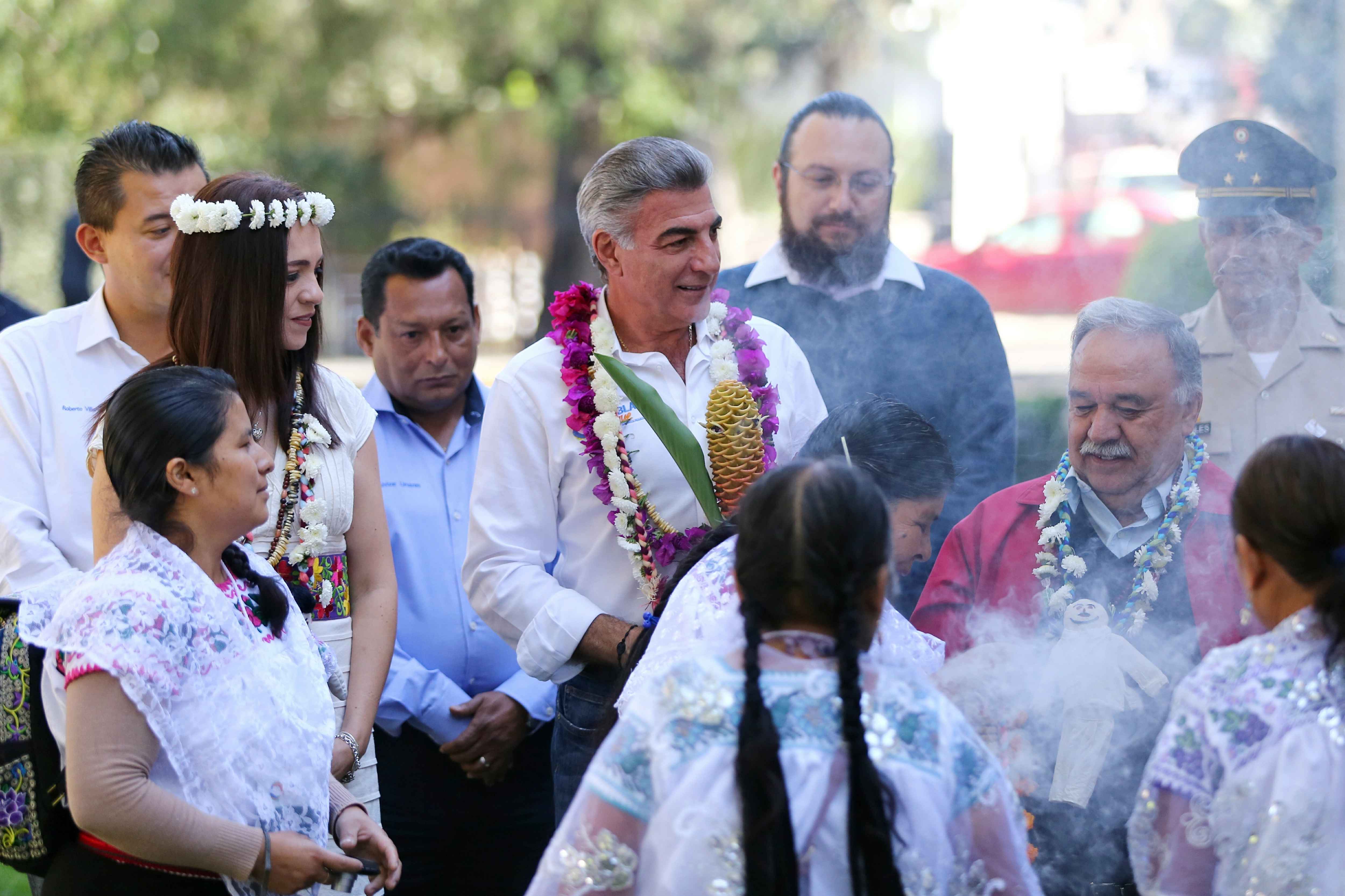 Encabeza Gali Encuentro de Medicina Tradicional en Puebla