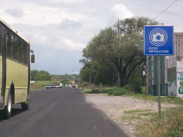 Interpondrán amparos transportistas de Tehuacán contra Fotomulta