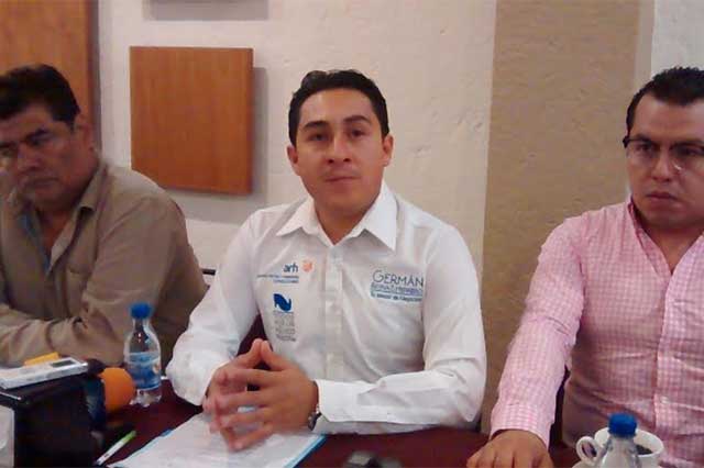 Empresarios de Tehuacán piden quitar mantas que retan a delincuentes