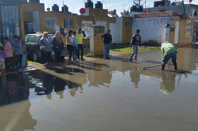 Lluvias dejan 200 afectados e inundan 4 fraccionamientos en Amozoc