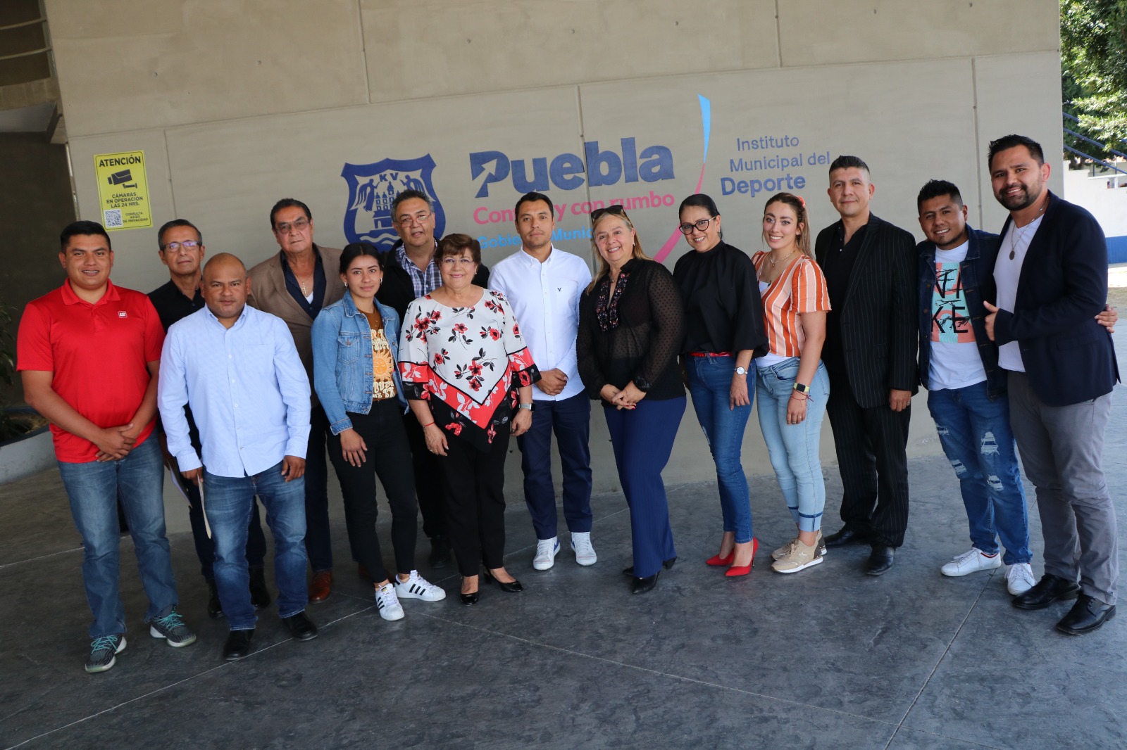 Ayuntamiento de Puebla beca a deportistas con más de un millón de pesos