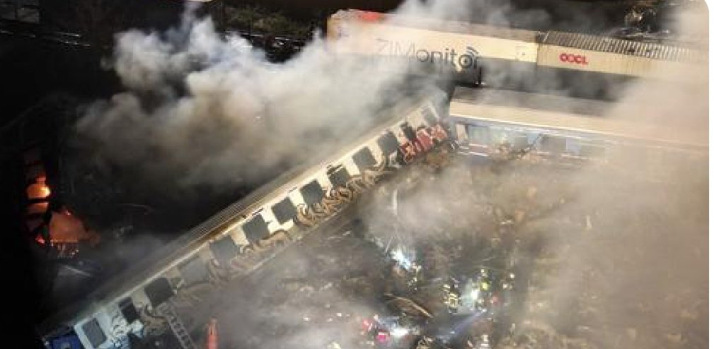 Chocan de frente dos trenes en Grecia; hay 36 muertos
