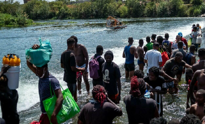 México reanudó los vuelos de retorno asistido voluntario de migrantes haitianos