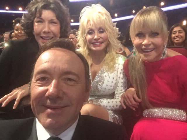 Mueren los tres denunciantes de Kevin Spacey, ahora es libre