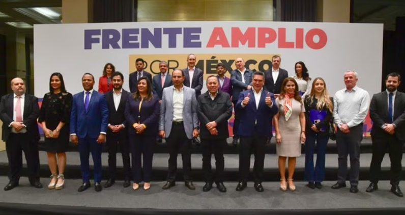 La oposición madrugó a López Obrador