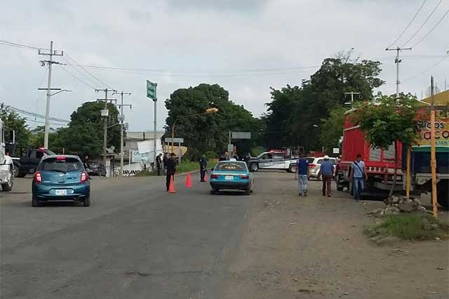 Cierran la federal México-Tuxpan por derrame en ducto Poza Rica-Salamanca