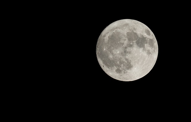 Este miércoles ocurrirá el fenómeno Luna Negra