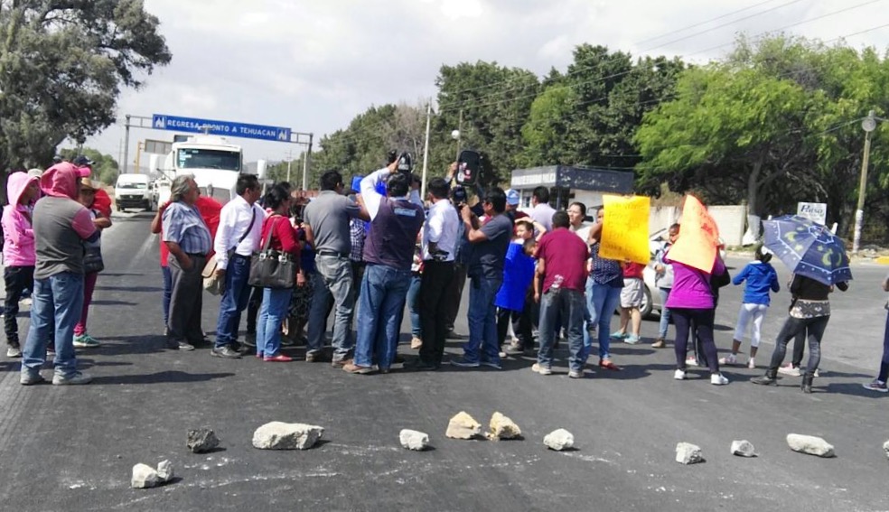 Cierran carretera en San Vicente Ferrer en protesta contra Patsa
