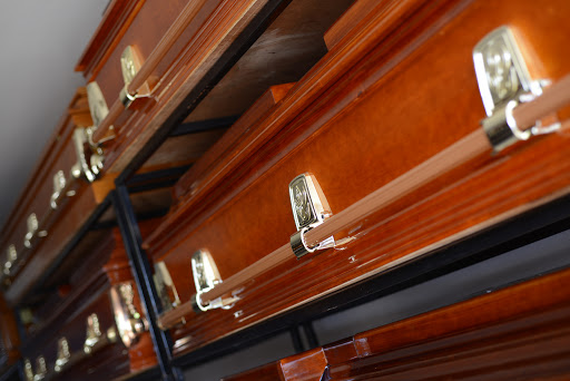 Funerarias aumentan a 50 mil pesos sus servicios por muertos de coronavirus
