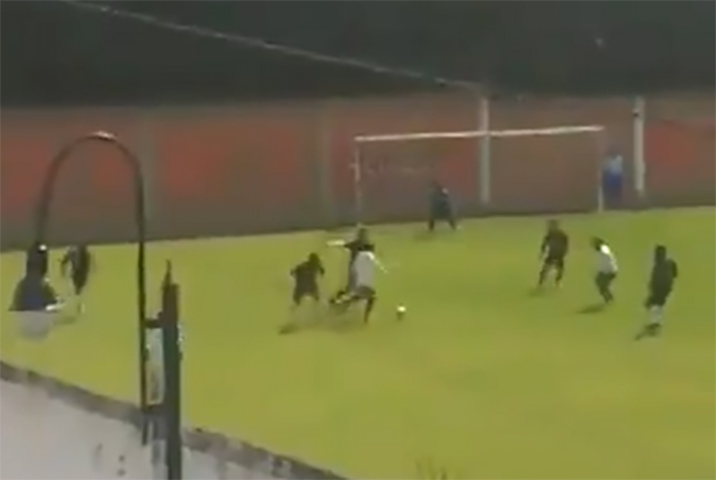 VIDEO Realizan torneo de futbol en San Miguelito Xochimehuacan en plena contingencia