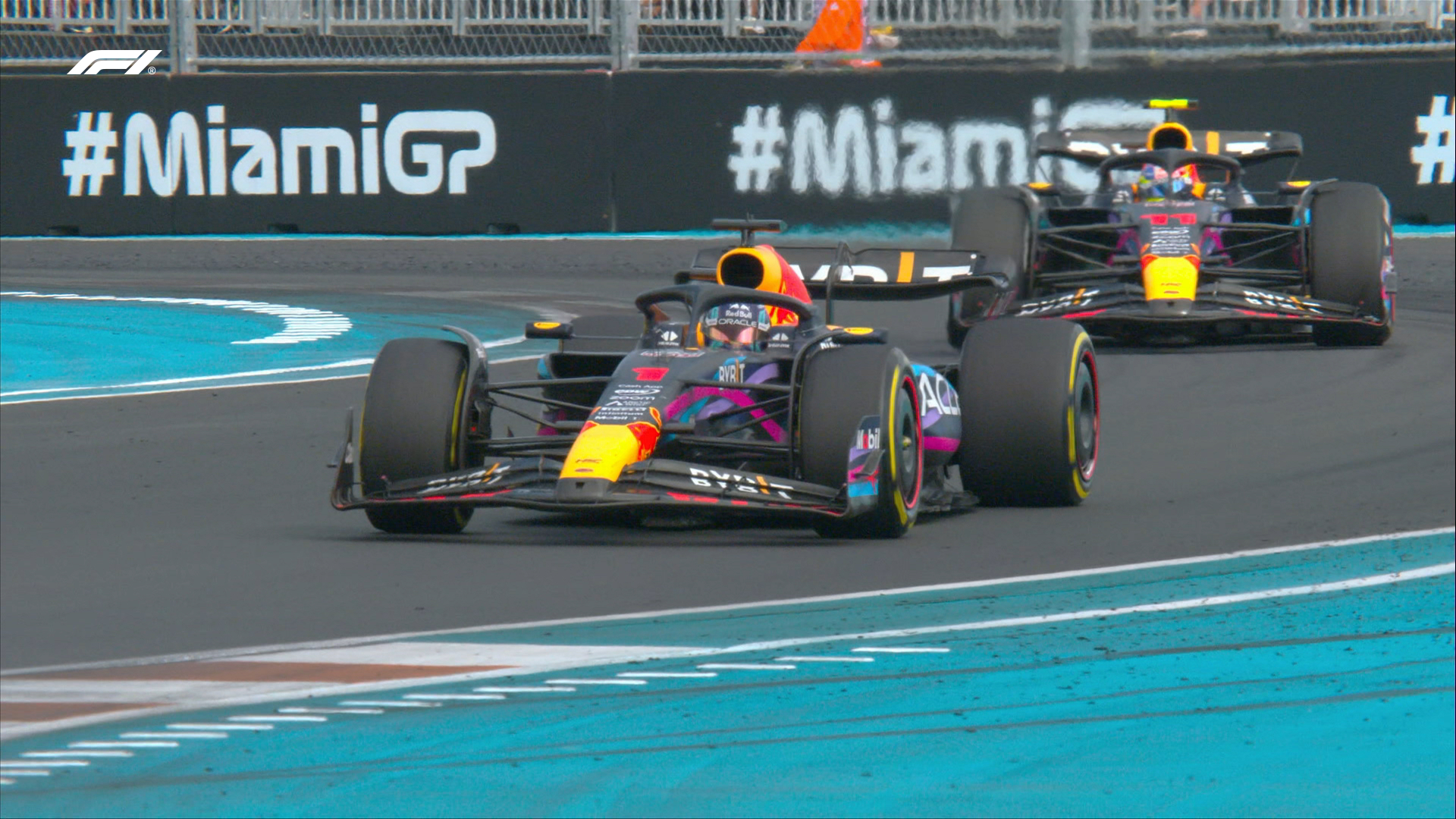 VIDEO Exhibición de manejo de Verstappen y gana en Miami, Sergio Pérez fue segundo