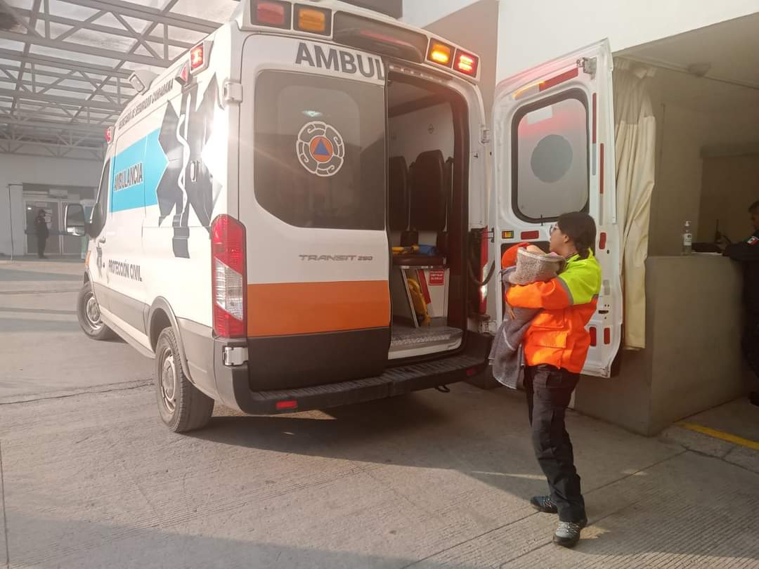 Mujer da a luz en calles de la colonia Minerales del Sur en Puebla