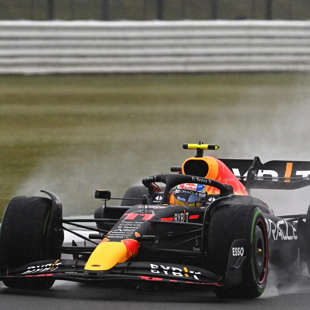 Checo termina segundo en el Gran Premio de Gran Bretaña