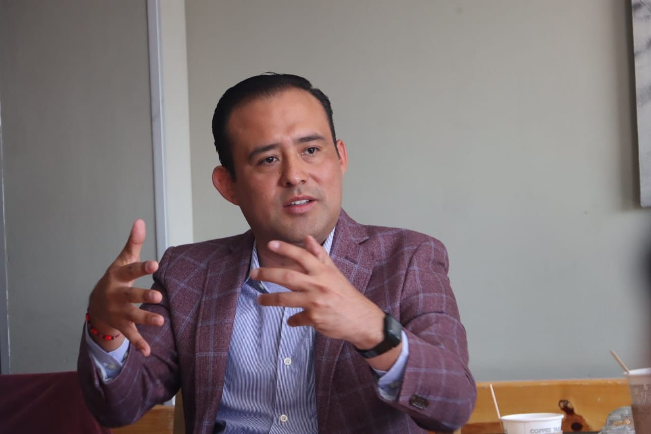 Pide Eduardo Castillo a aspirantes respetar trabajo del Consejo Estatal de Morena