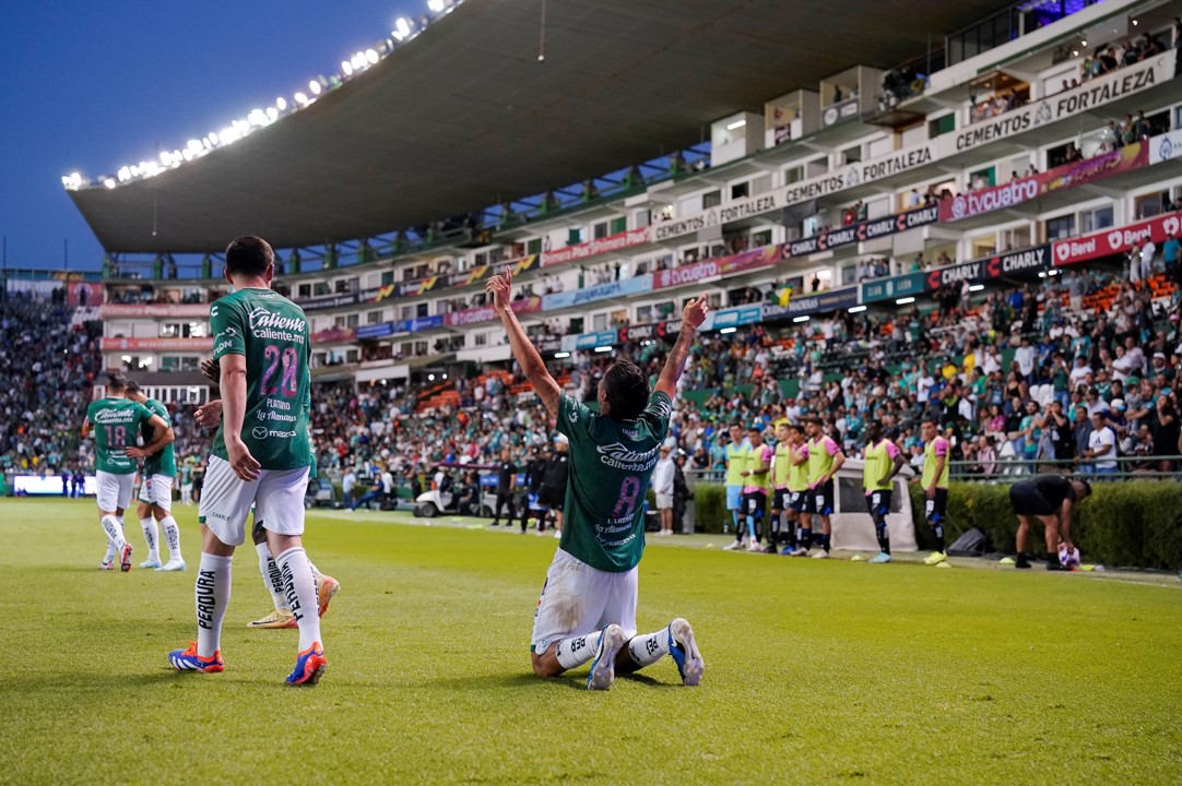 VIDEO Rugido con autoridad y León golea a Querétaro