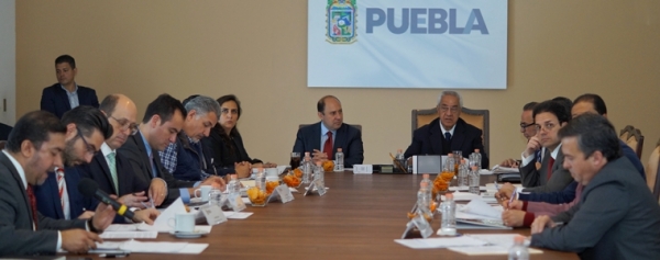 Ante los retos económicos actuales, gobierno plantea soluciones