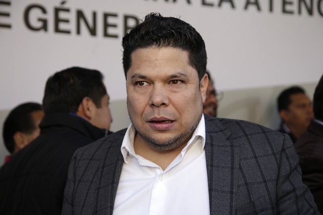 Tras perder candidatura, Biestro deja el Congreso indefinidamente