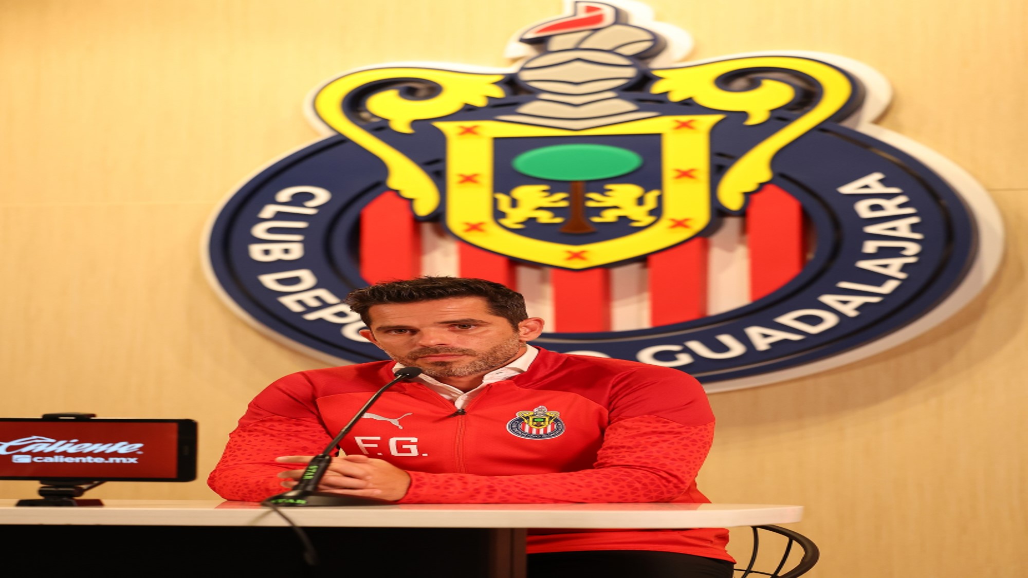 Fernando Gago nuevo entrenador de Chivas