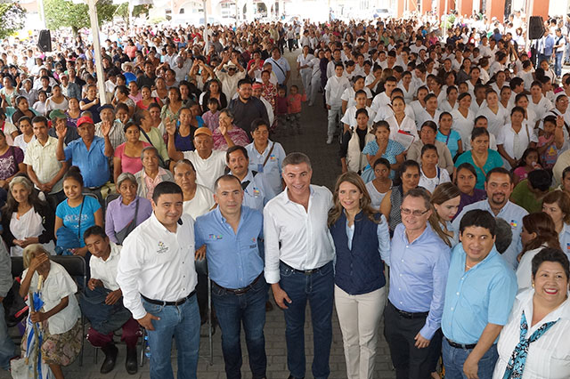 Antonio Gali llega a Xicotepec para promover logros de RMV