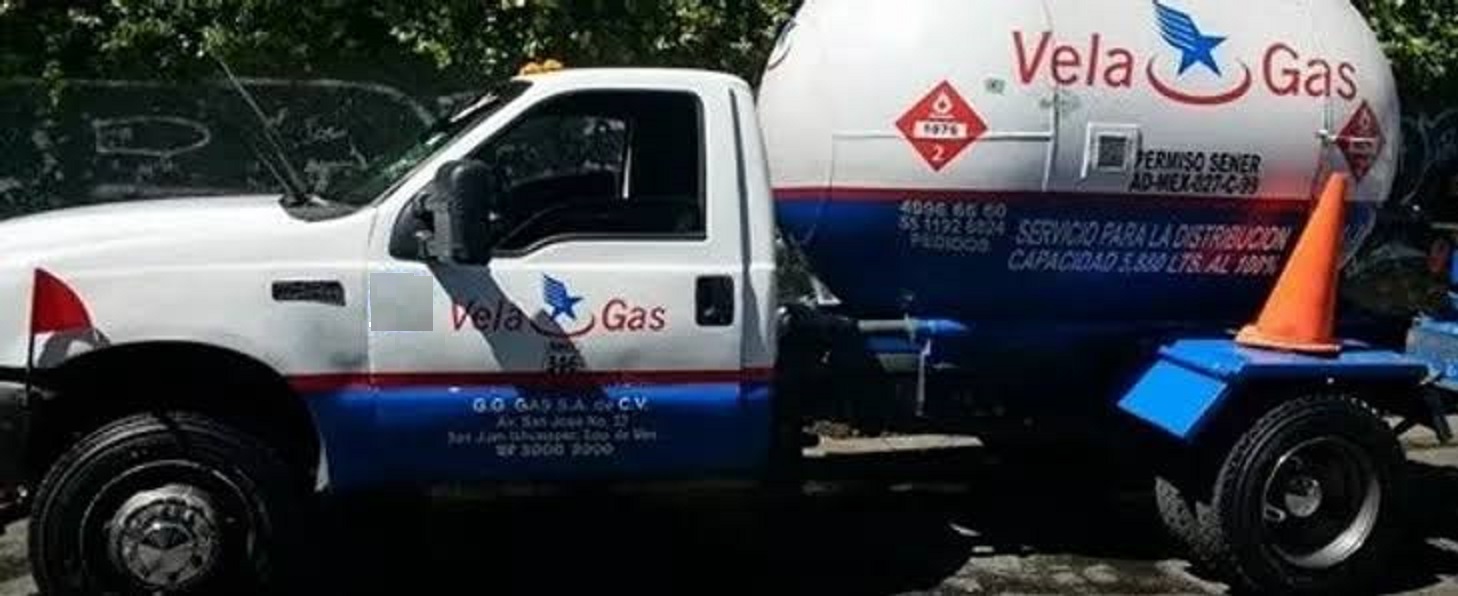 Policías extorsionan a repartidor de gas por picteleo en Jalpan