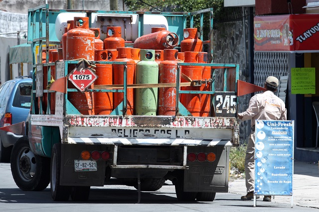 Baja casi 100 pesos costo de tanque de gas LP en Atlixco