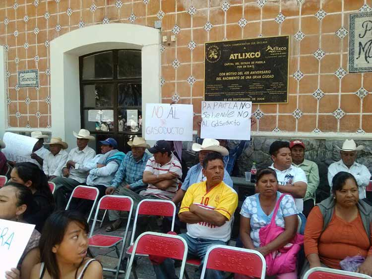 Realizan asamblea informativa opositores a Gasoducto Morelos