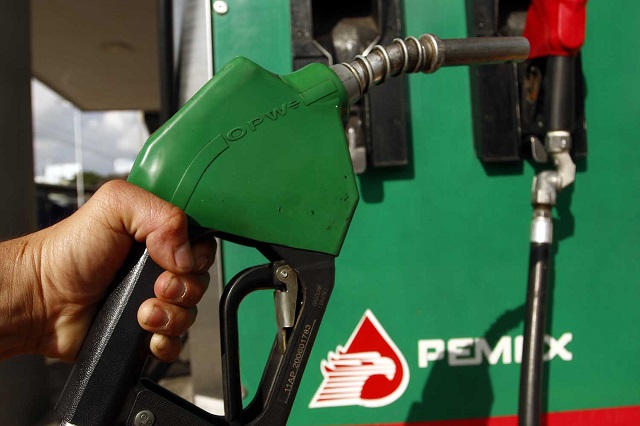 Inmoviliza el SAT seis gasolineras ubicadas en el Triángulo Rojo