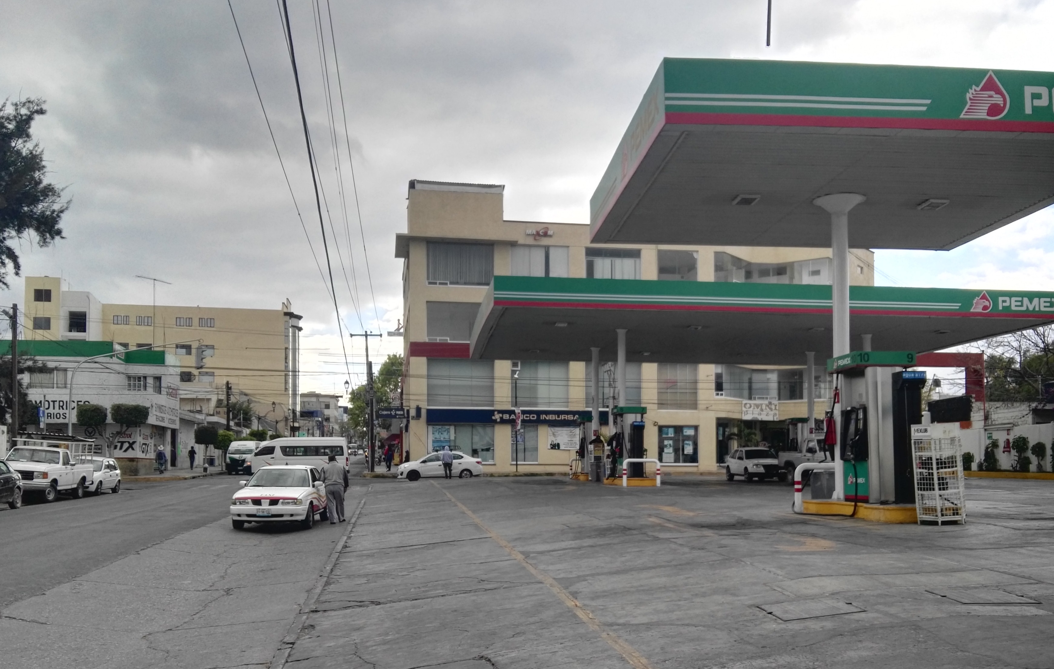 Gasolineras de Tehuacán con inventarios bajos de combustibles