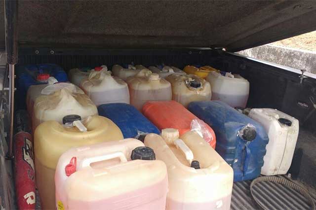 Recuperan 2 mil litros de gasolina en Tepeaca y Puebla